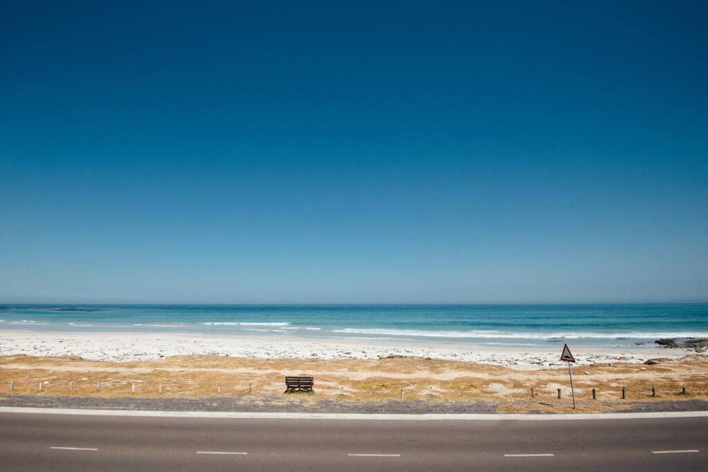 Beach Living Melkbosstrand Villa Cape Town Exterior foto